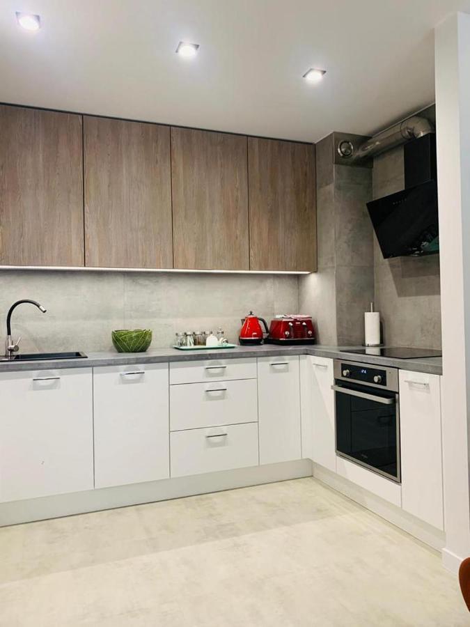 גורז'וב ווילקופולסקי Apartament Moniuszko Z Parkingiem Podziemnym מראה חיצוני תמונה