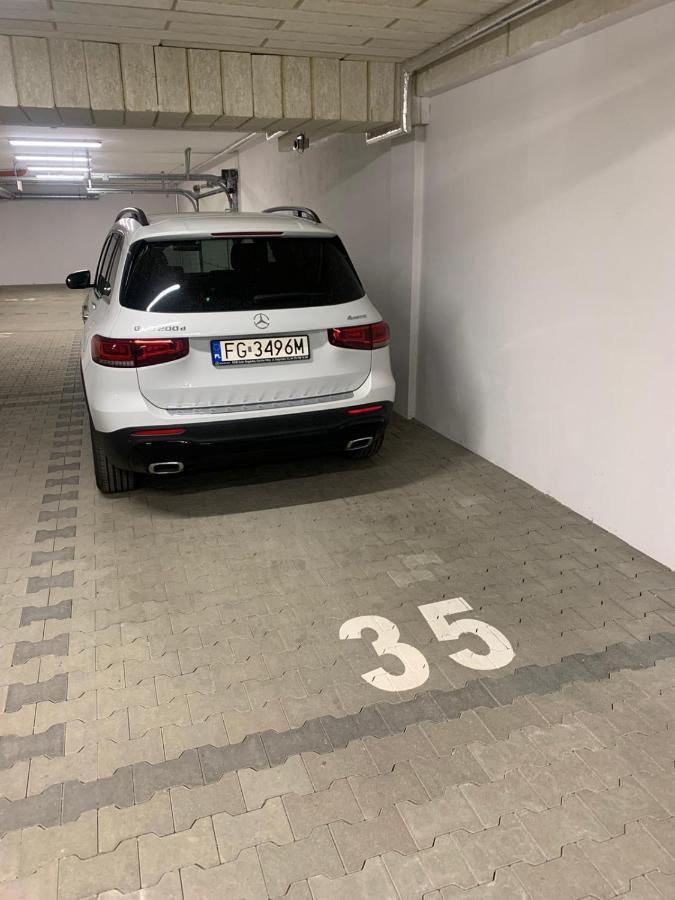 גורז'וב ווילקופולסקי Apartament Moniuszko Z Parkingiem Podziemnym מראה חיצוני תמונה